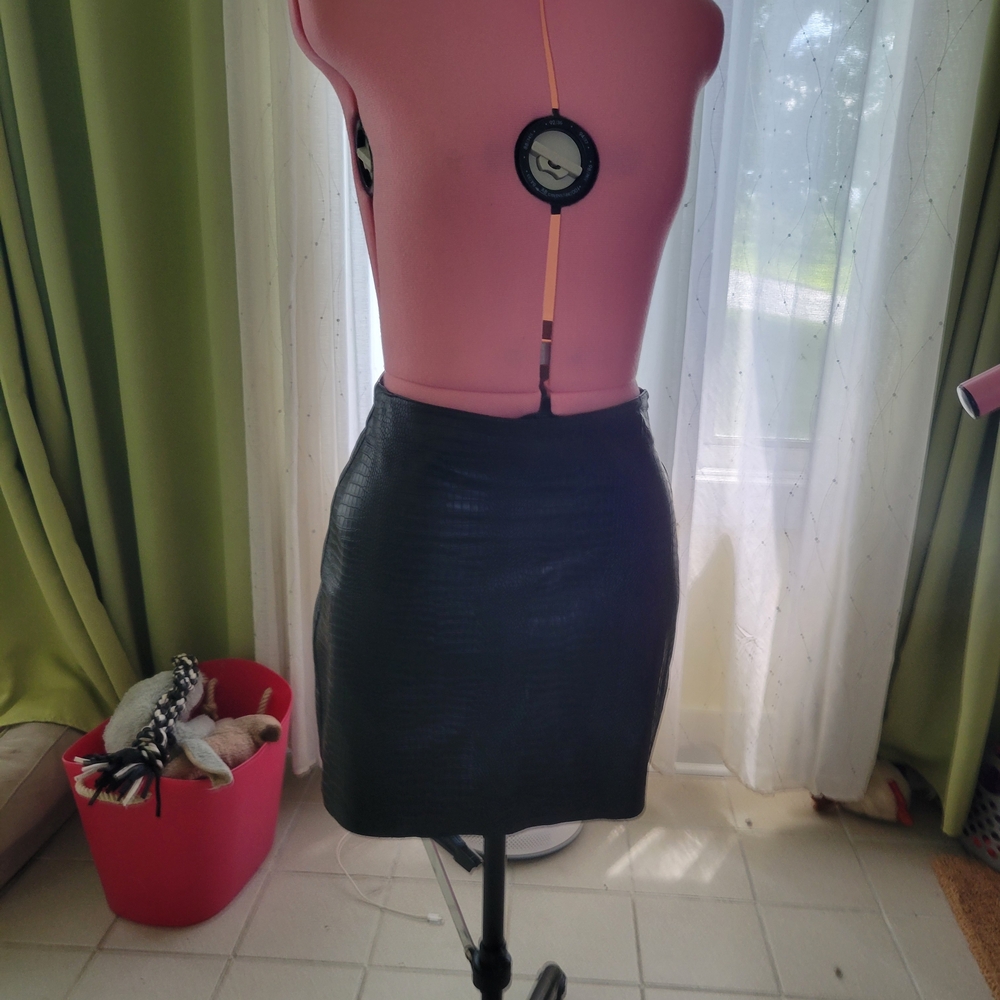 Express Black Textured Pencil Skirt